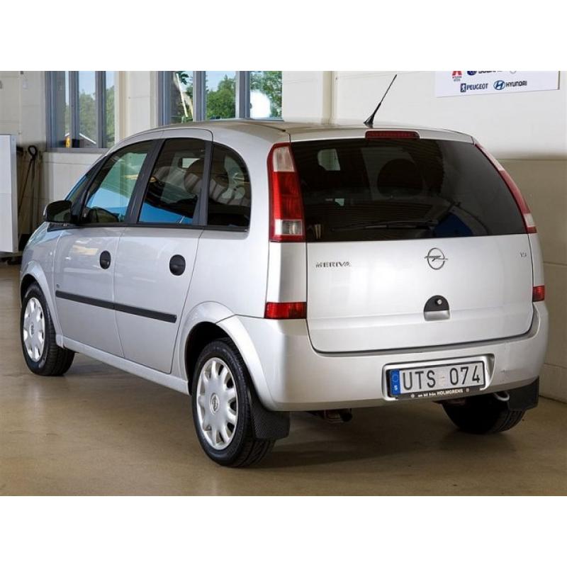 Opel Meriva 1.6 Plus 100 hk *1,95% ränta* -04